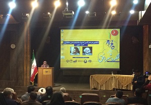 تجلیل از برگزیدگان کنگره شعر افق در قزوین