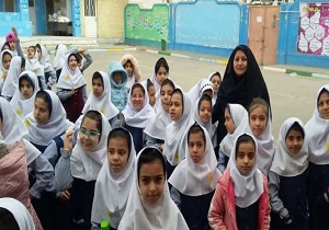 برگزاری کارگاه‌های آموزشی پسماند و سد معبر در مدارس اهواز