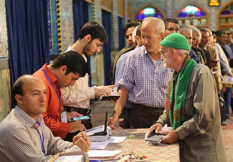 از حضور مادربزرگ 90 ساله  تا خودزنی بیمار تقلبی / خاطرات عجیب و جالب از ایام انتخابات