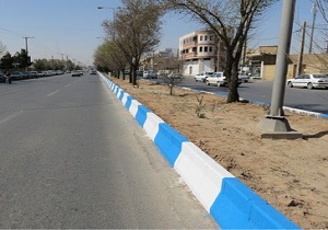 سنگ جداول سطح شهر رنگ آمیزی می‌شود