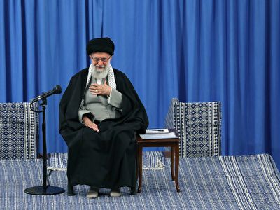 رهبر انقلاب: انتخابات یک جهاد عمومی است/ رأی دادن یک وظیفه شرعی است + فیلم