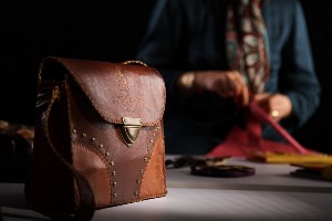 صدور ۳۴ مجوز مشاغل خانگی صنایع‌دستی در اسفراین