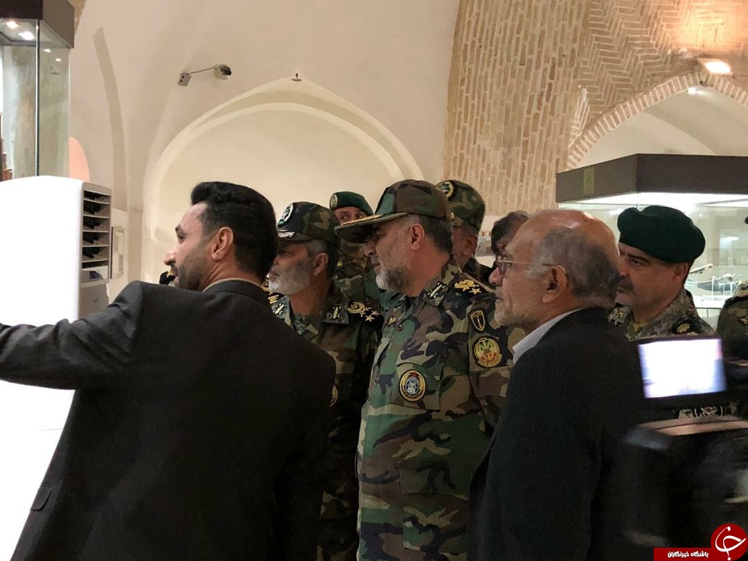 بازدید فرمانده کل ارتش از موزه ارتش جنوبشرق کشور+ تصاویر