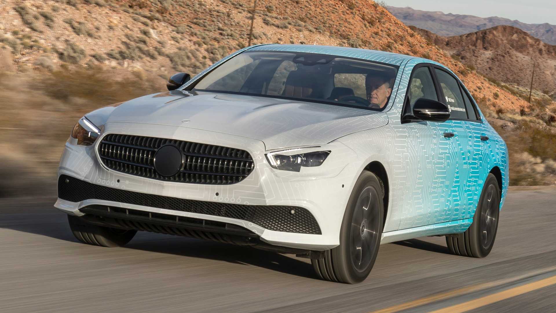 معرفی نسخه ارتقا یافته E-Class توسط مرسدس