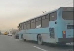 ویراژ دادن اتوبوس شرکت واحد در خیابان! + فیلم