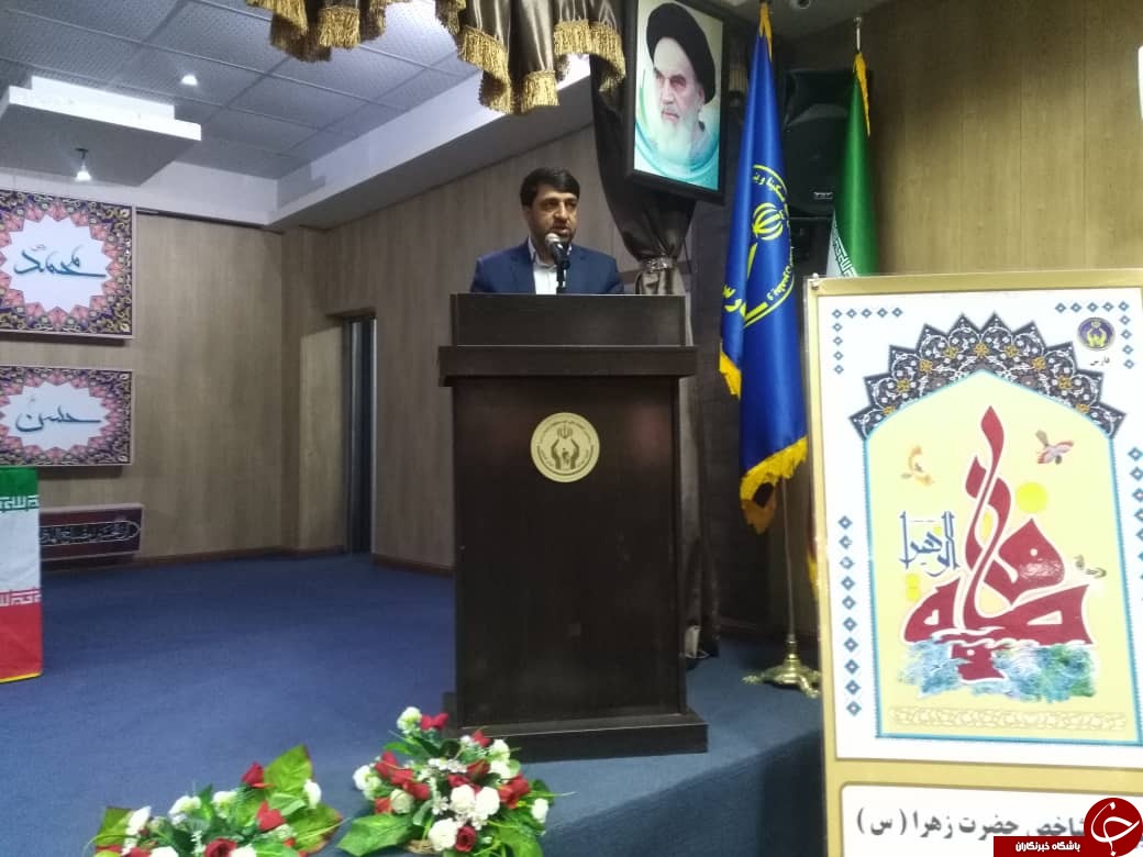 تقدیر از بانوان خیر کمیته امداد امام خمینی (ره) / رتبه نخست فارس در جمع آوری صدقات