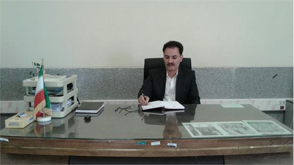 نقش پیکره سردار دل‌ها بر کوه صاحب الزمان کرمان