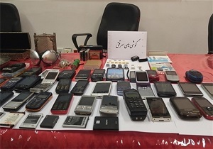 توقیف کالا‌های قاچاق یک میلیاردی در "شاهین شهر/ انهدام باند سارقان گوشی تلفن همراه با ۴۰ فقره سرقت در اصفهان