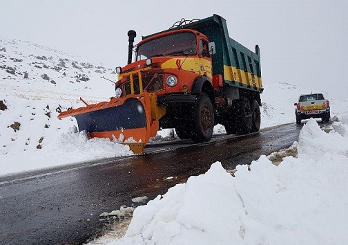 بازگشایی راه ارتباطی ۴۳۶ روستای دلفان لرستان