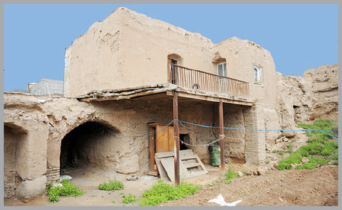 گلایه اهالی دو روستای عشایر نشین بردسکن از نبود امکانات