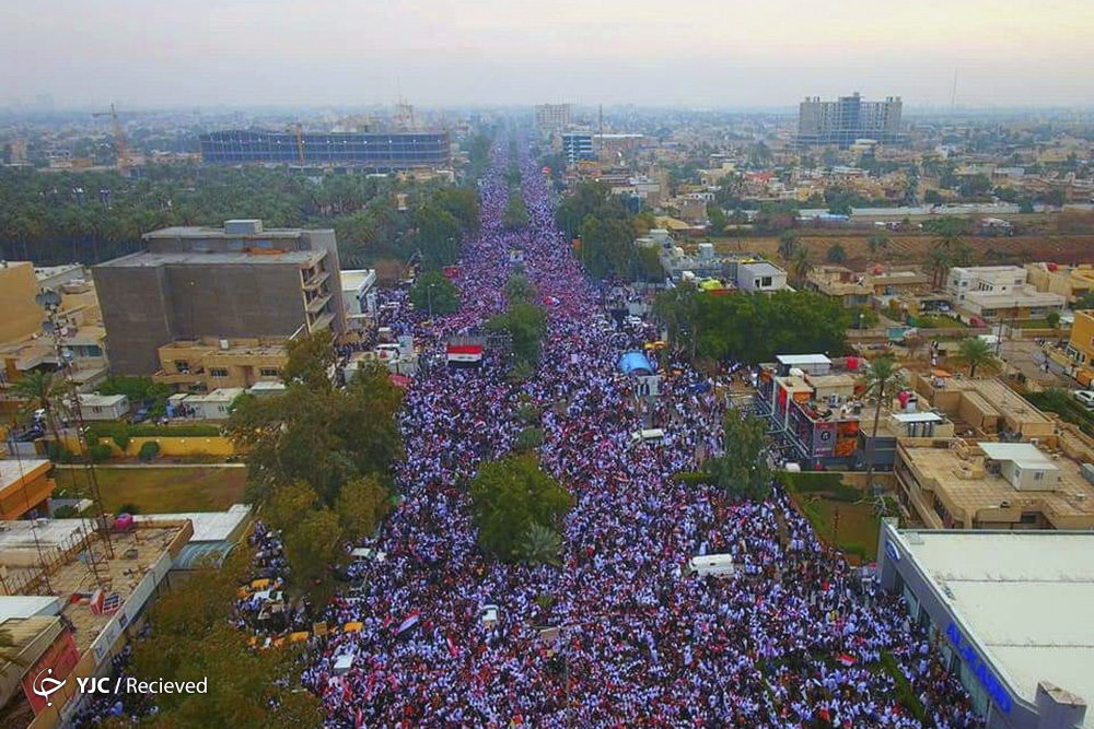 تظاهرات میلیونی عراق سیلی دیگری بر صورت آمریکا؛ بزودی نبض جهان در دستان محور مقاومت قرار می‌گیرد
