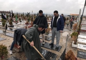 چرا پایگاه دائمی اورژانس در وادی رحمت وجود ندارد؟