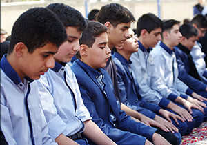 برگزاری نماز جماعت در ۸ هزار مدرسه فارس