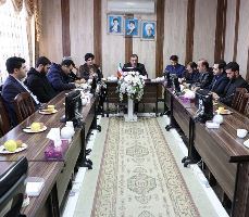 خبرنگاران برای آگاه‌سازی مردم جهت انتخاب اصلح تلاش کنند