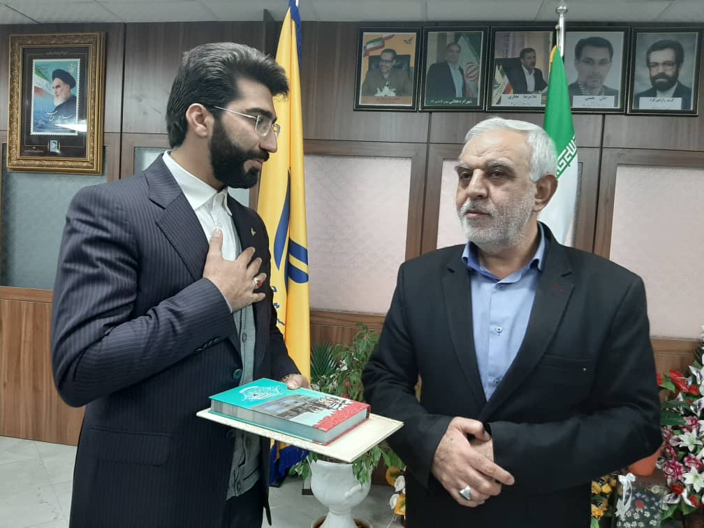 انتشار تمبر شناسنامه شهدای فارس در کشور الگو شد