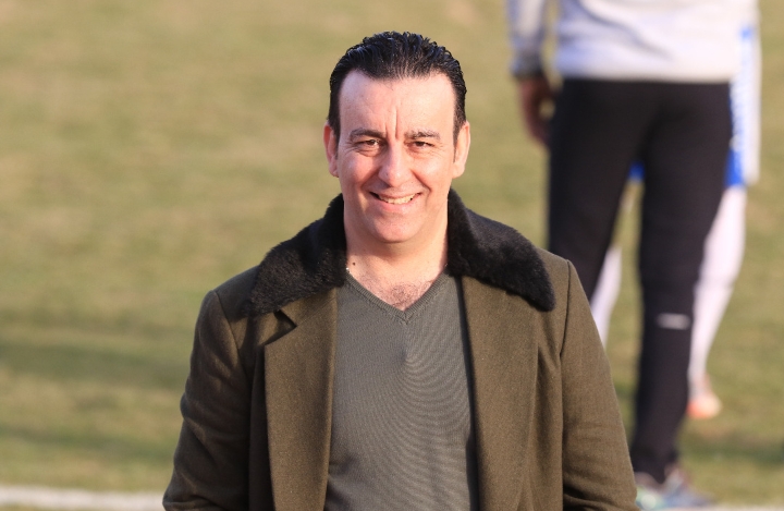 مدیر اجرایی صنعت نفت آبادان استعفا کرد