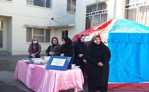 جمع آوری هدایای دانش آموزان قزوینی برای کمک به سیل زدگان شرق کشور