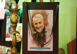 آیین رونمایی شناسنامه شهید سلیمانی در قم