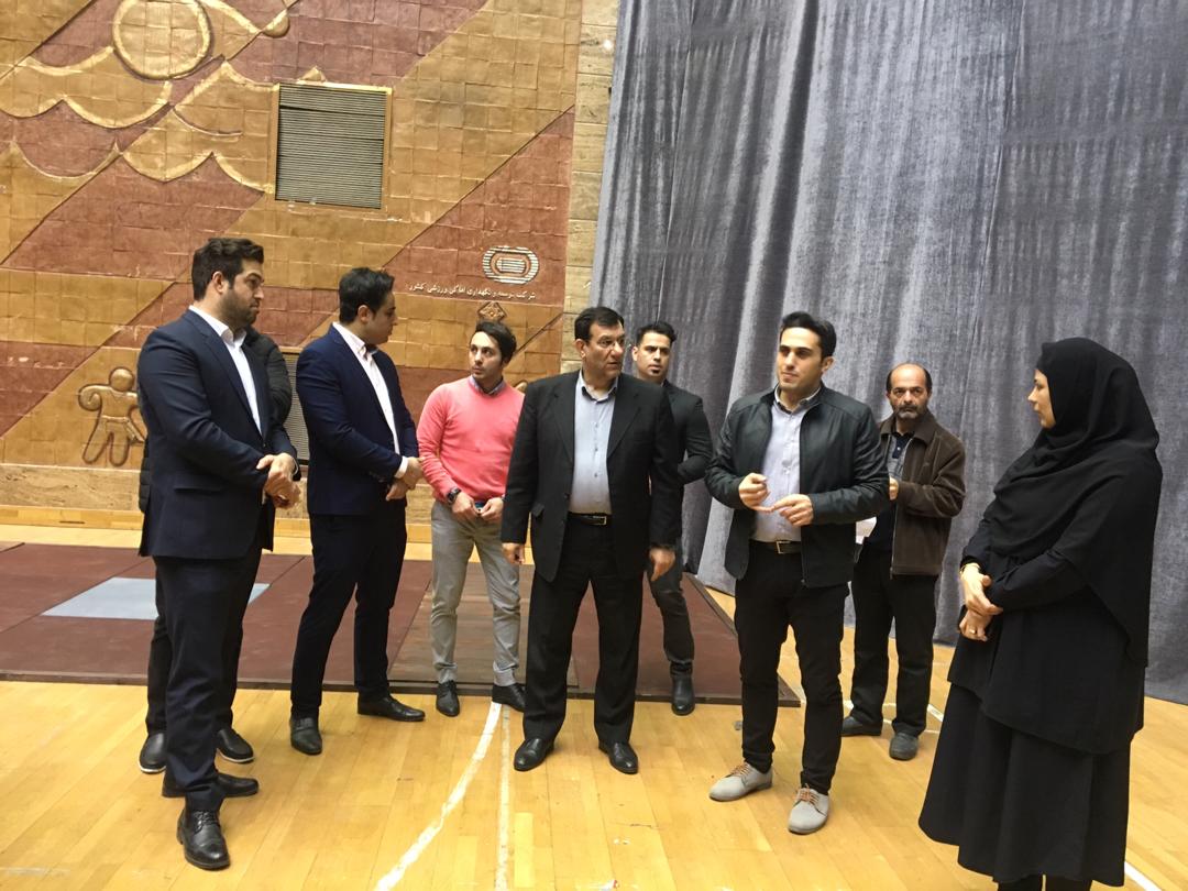 سالن برگزاری مسابقات وزنه برداری بین المللی جام نامجو در حد استاندارد جهانی است