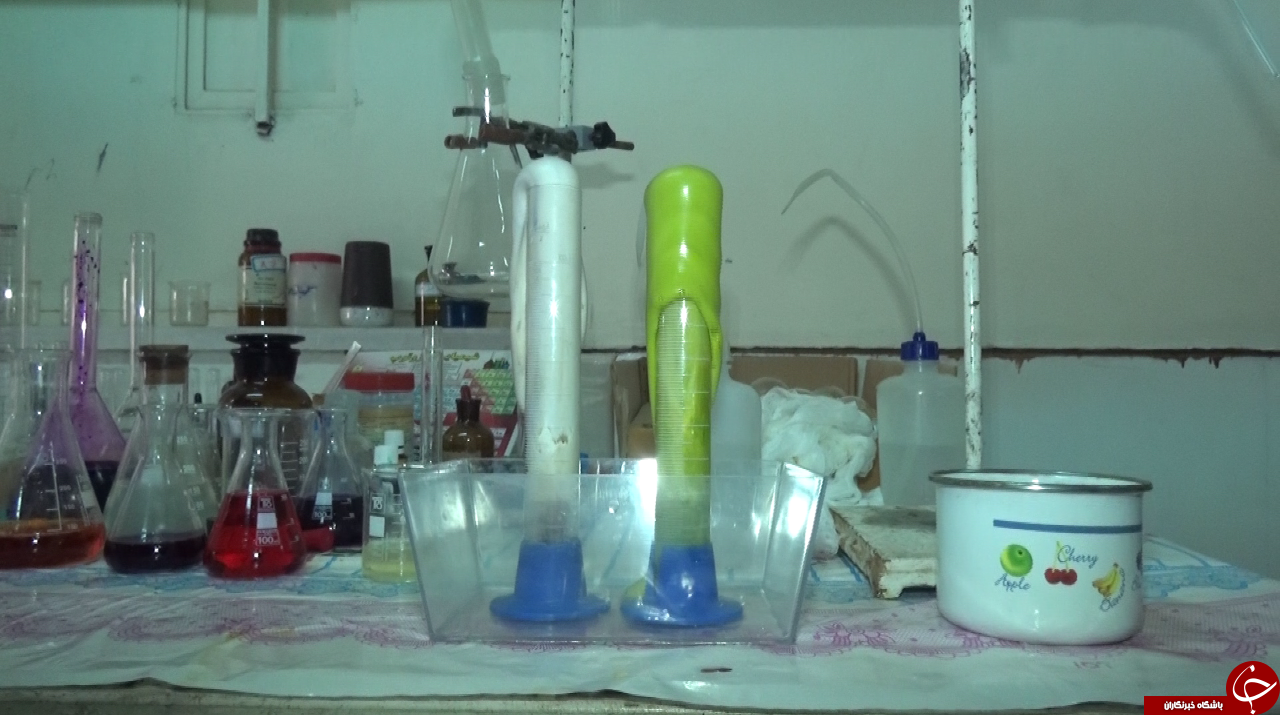 حاصل تلاش و تجربه دانش آموزان اهواز در نمایشگاه دست سازهها حاصل تلاش و تجربه دانش آموزان اهواز در نمایشگاه دست سازهها
