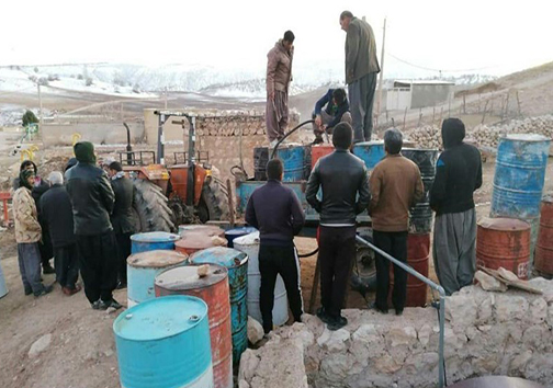 شاخ و برگ درختان سیستم گرمایشی امروز روستاییان پلدختر/ کمبود سوخت در برف ۲۰ سانتی‌متری