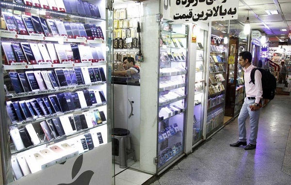 افزایش واردات تلفن همراه بازار را رقابتی کرده است