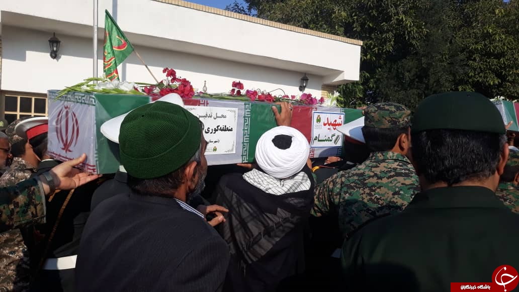 پیکر پاک سه شهید گمنام در جم و بوشهر تشییع شد