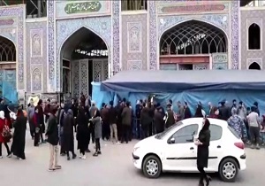 پخش حلیم نذری در آستان مقدس امامزاده قاسم (ع) + فیلم