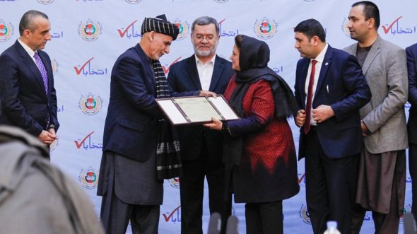 کمیسیون انتخابات به &laquo;اشرف غنی&raquo; اعتبارنامه داد/ غنی: هیچ مداخله ای در انتخابات نکرده ام