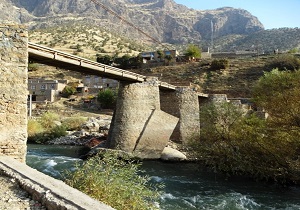 مرمت طولانی‌ترین پل چوبی کردستان