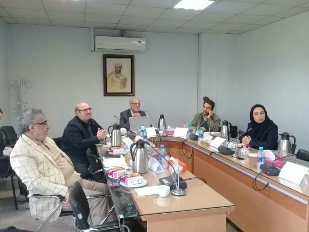 اولویت علوم پزشکی پیشگیری و درمان کروناست/خود قرنطینگی بهترین پیشگیری است