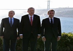 مکرون خواستار آتش بس در ادلب شد
