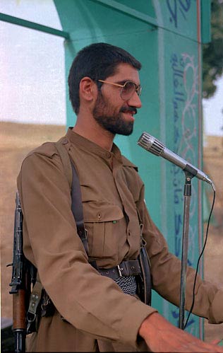 در حالی که از چشم &laquo;حاج علی&raquo; خون می&zwnj;آمد ذکر می&zwnj;گفت////دپو