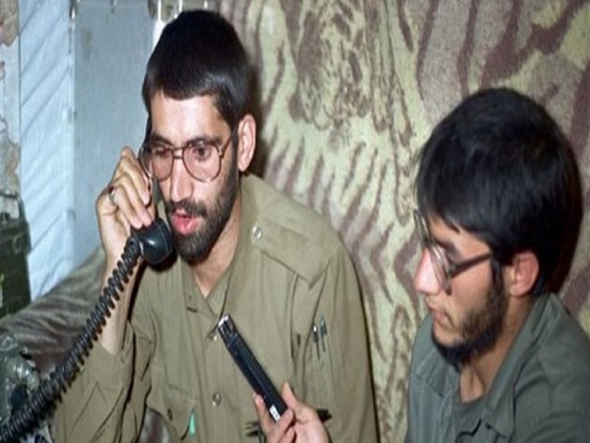 سرداری که با چشم خون آلود ذکر می‌گفت