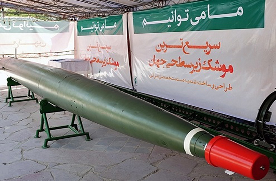 قدرتی که با غول ۵۰۰ تنی و نهنگ ماهی خوار در زیر سطح به نمایش درآمد + تصاویر