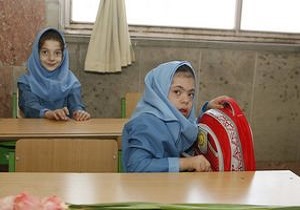 ارائه خدمات آموزشی به ۲۹۰ دانش آموز دارای آسیب شنوایی در کردستان