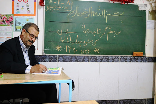 احتمال لغو بخشنامه آموزش و پرورش مبنی بر الزام حضور کادر مدارس در ایام تعطیلات