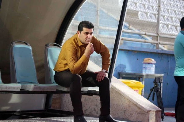 مرادی: یا بگویند لیگ به صورت کامل تعطیل است یا دوباره بازی&zwnj;ها را آغاز کنند