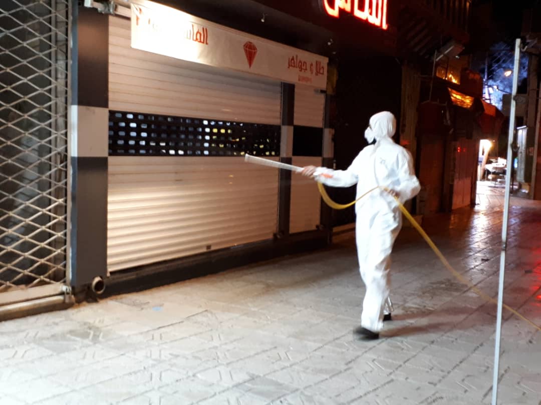 اقدام جالب طلاب گنابادی/ضد عفونی سطح شهر توسط طلاب گناباد