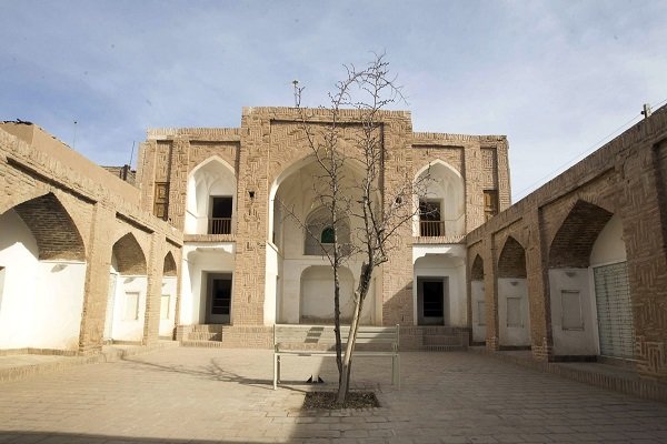 از کاشت سبزه تا عروسی نارنج در شیراز از کاشت سبزه تا عروسی نارنج در شیراز