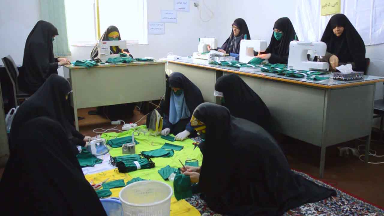 بسیجیان تنکابن برای مقابله با کرونا دست به کار شدند