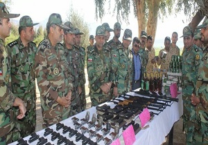 کشف و ضبط چندین قبضه کلت، کلاشینکف و مشروبات الکلی در قصرشیرین