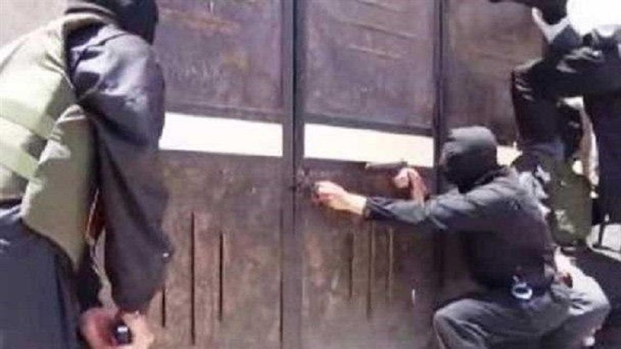 سفرهای نوروزی به برخی از استان&zwnj;های کشور ممنوع شد/ انهدام تیم تروریستی در زاهدان/ نجف را مجازی زیارت کنید