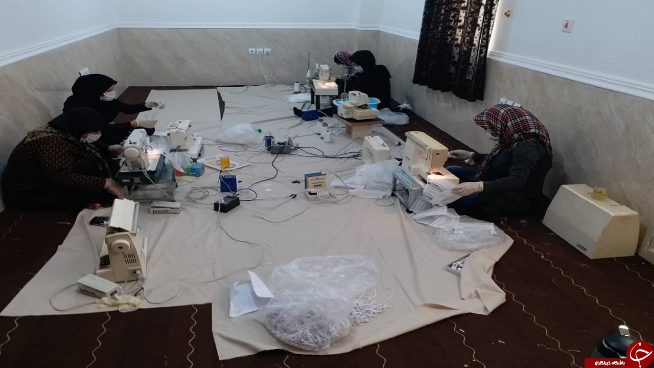 بانوان روستای چهار روستایی گناوه کارگاه تولید ماسک راه اندازی کردند