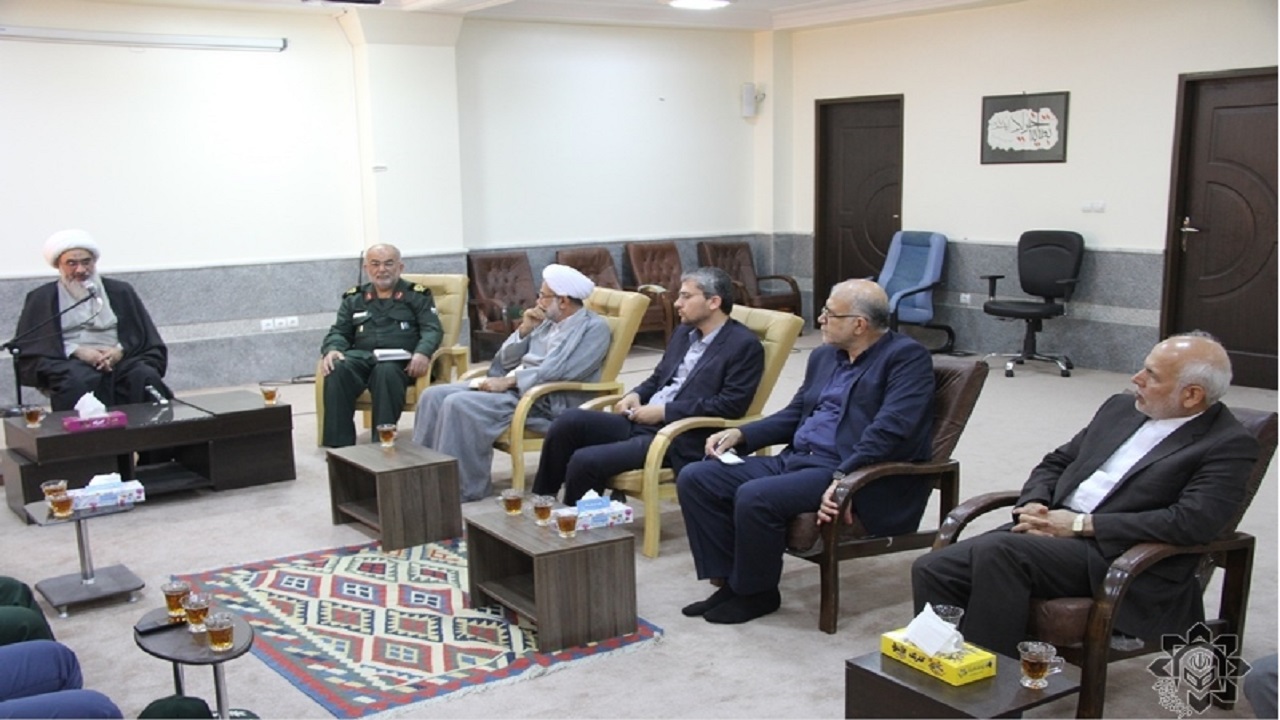 مجلس قوی، اقتدار نظام اسلامی را به دنبال دارد
