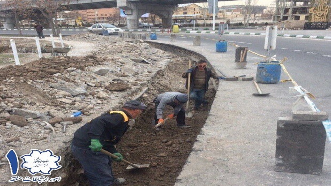 اجرای کانال هدایت روان آب‌ها در مسیر انتهای خیابان گلکار عملیاتی شد
