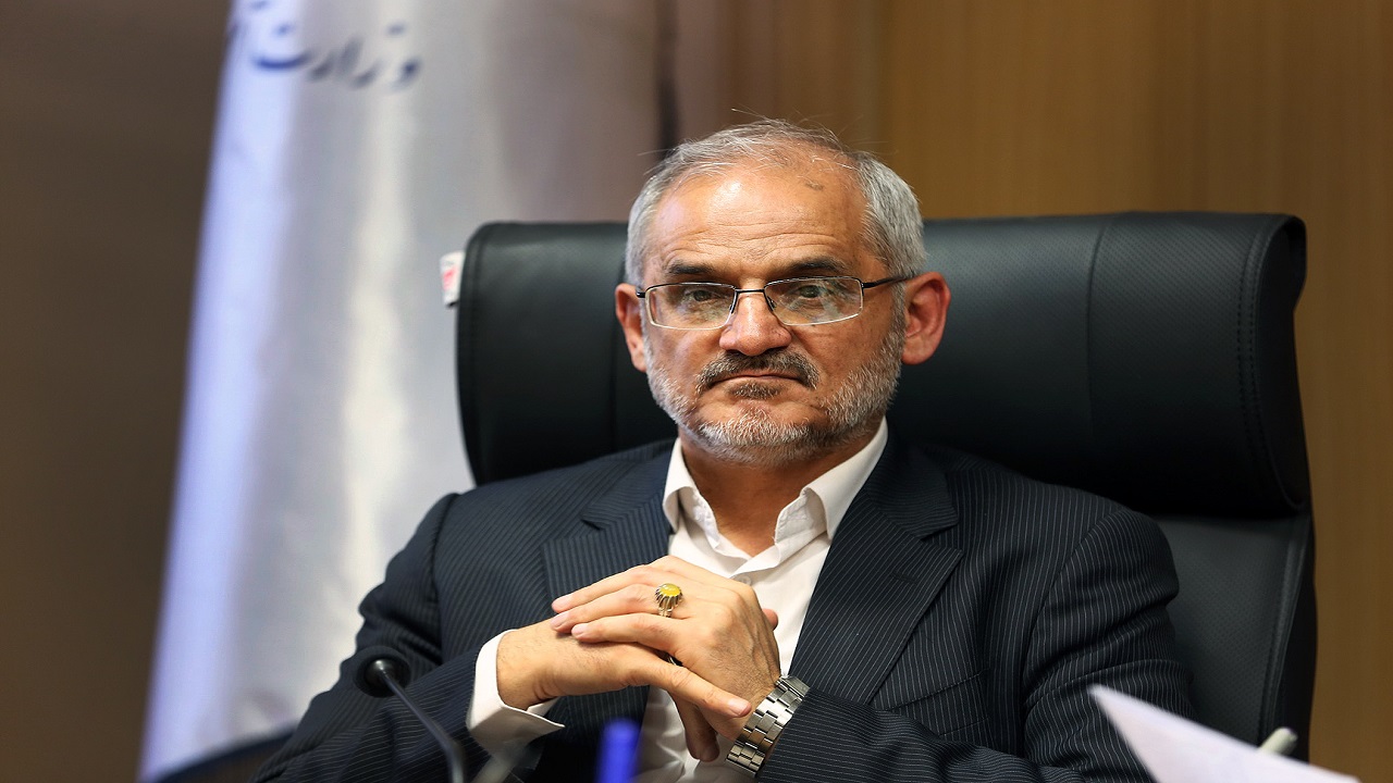 تجلیل وزیر آموزش و پرورش از فداکاری معلم خوزستانی