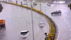 فردی که بخاطر گرفتن کبوتر دچار برق گرفتگی می شود! + فیلم