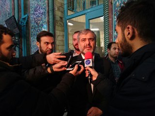 القاصی رای خود را در صندق انداختند