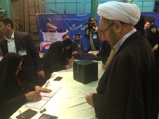 کدام مسئولان پای صندوق را حضور یافتند؟